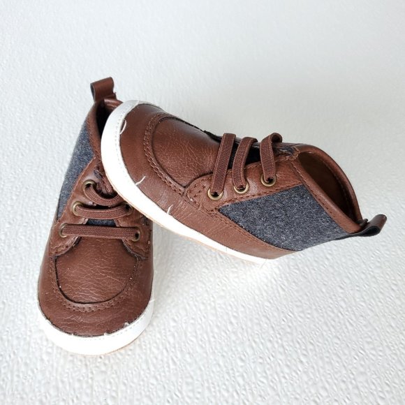 Old Navy Other - 5/$23 Old Navy Baby Boys 12-18 Months Shoes Faux Suede Booties Brown|Blue